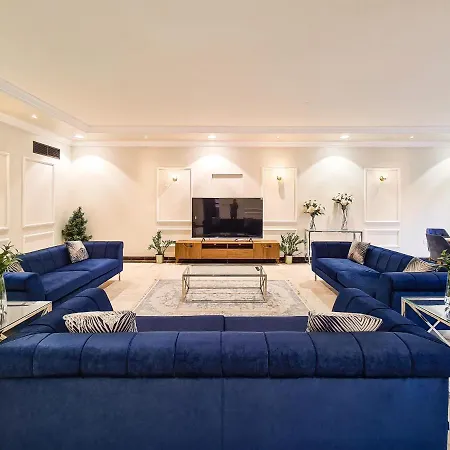 Contemporary Furnished, Spacious Villa. Great Location, Attractive Price.